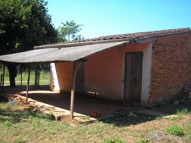 Venta de terreno con casita - 1