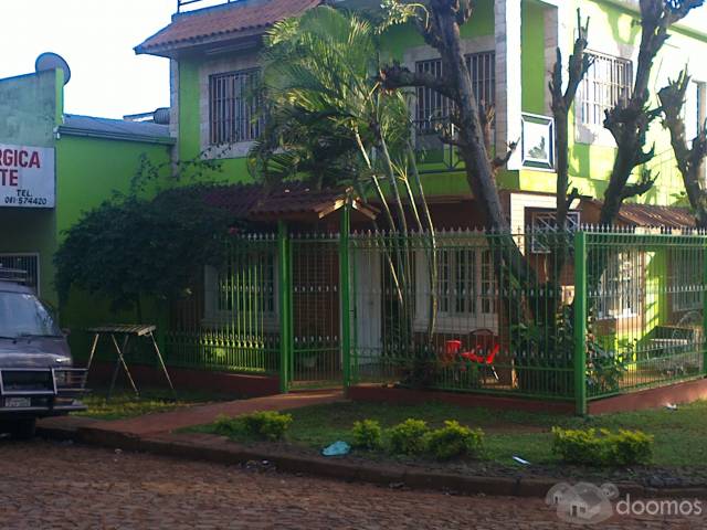 Vendo Casa con dos tinglados para comercios varios - 1